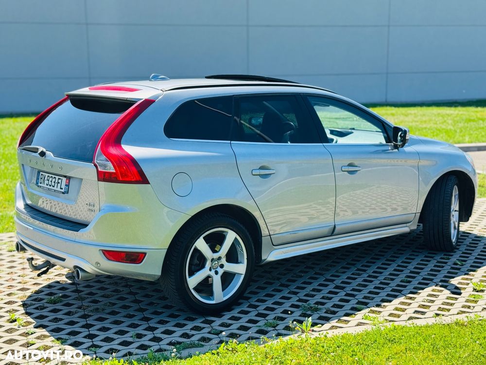 Volvo XC 60 D5 AWD Aut. RDesign - 11