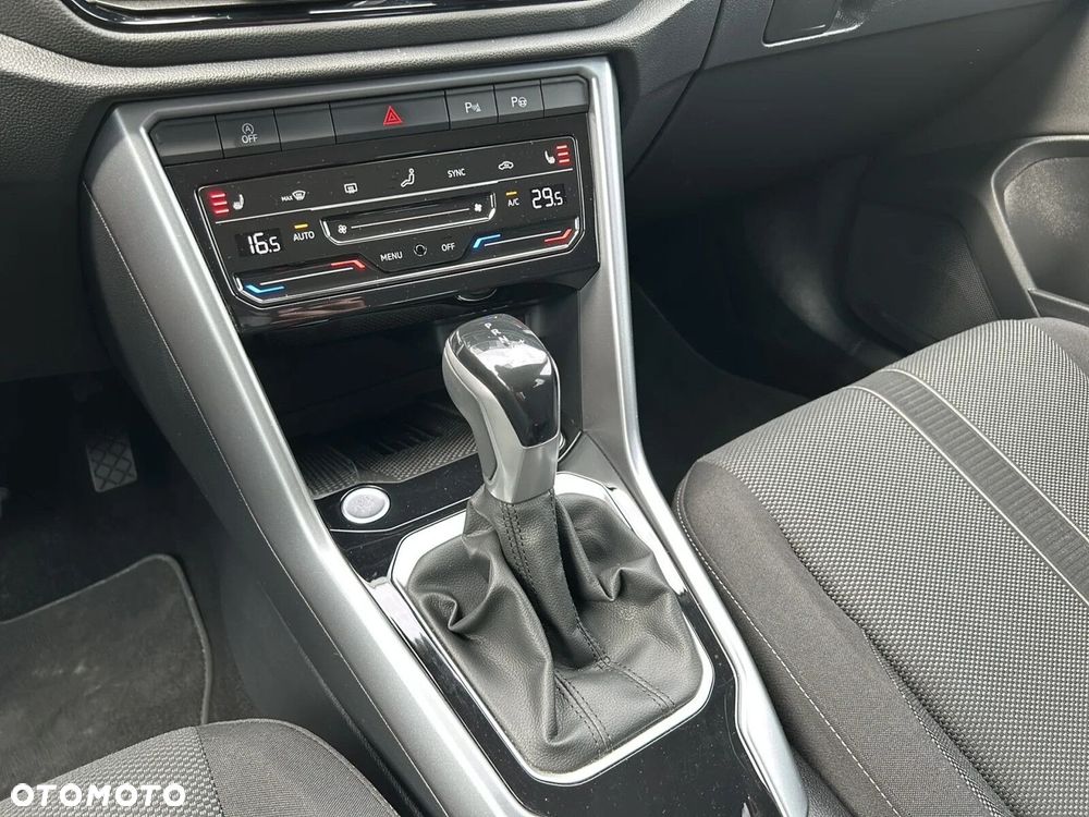 Volkswagen T-Roc 1.5 TSI Life Plus DSG - 24