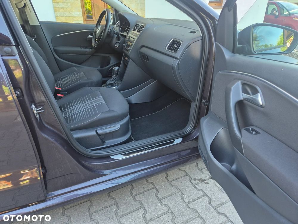 Volkswagen Polo 1.2 TSI Blue Motion Technology DSG Lounge - 9