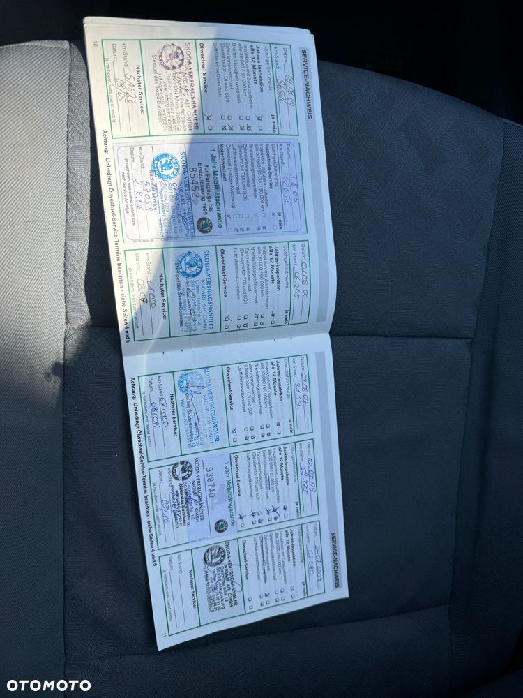 Skoda Octavia 1.8T Elegance - 23