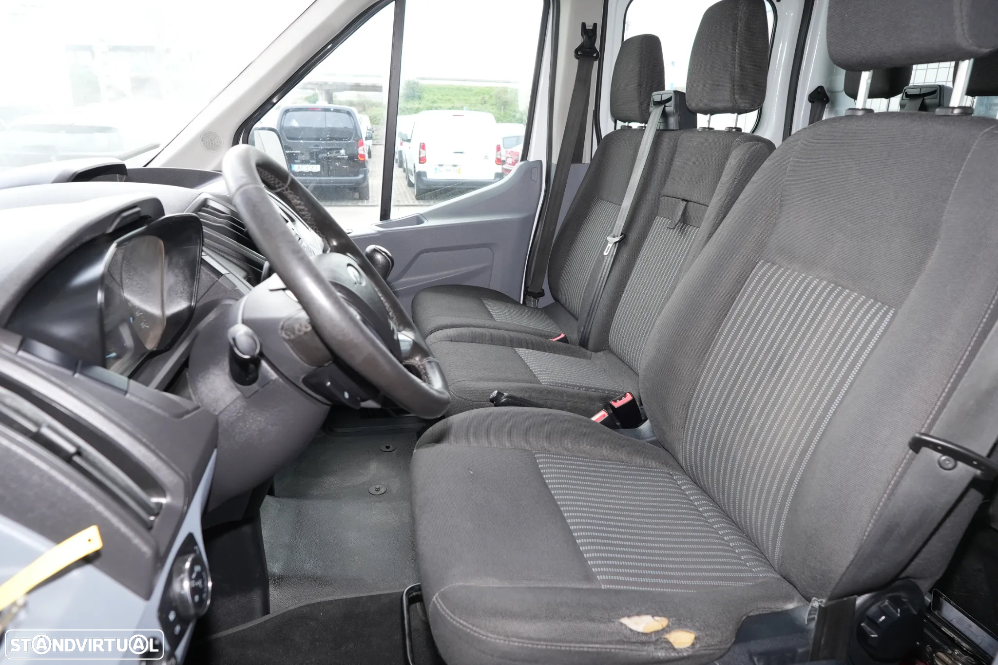 Ford Transit 2.0EcoBlue 130cv 7Lugares - 6