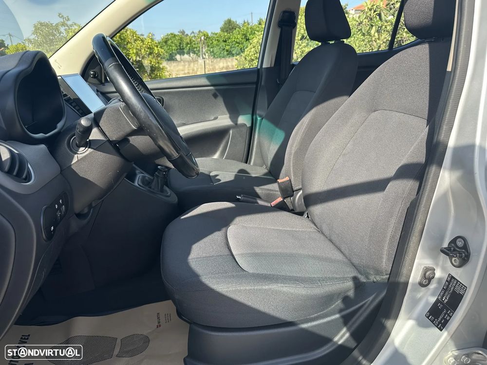 Hyundai i10 1.1 CRDi VGT Style - 14