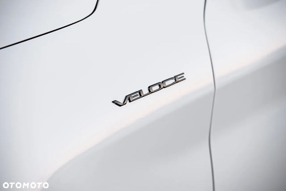 Alfa Romeo Giulia 2.0 Turbo 16V AT8-Q4 Veloce - 16