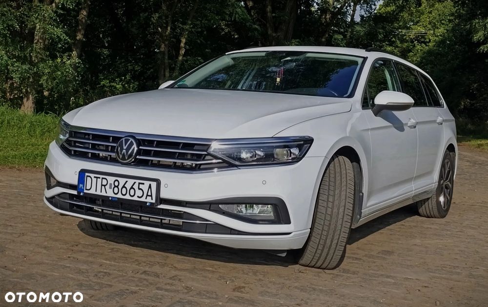 Volkswagen Passat 2.0 TDI Business DSG - 11
