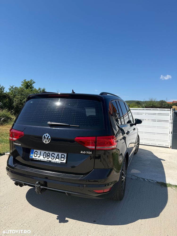 Volkswagen Touran 2.0 TDI SCR (BlueMotion Technology) Comfortline - 4