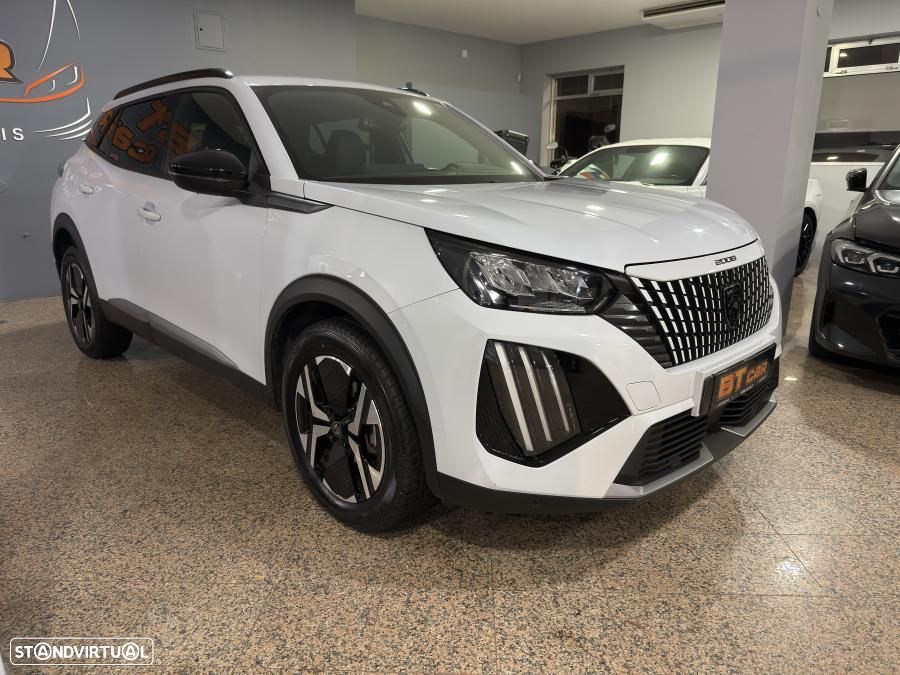 Peugeot 2008 1.2 PureTech Allure - 3