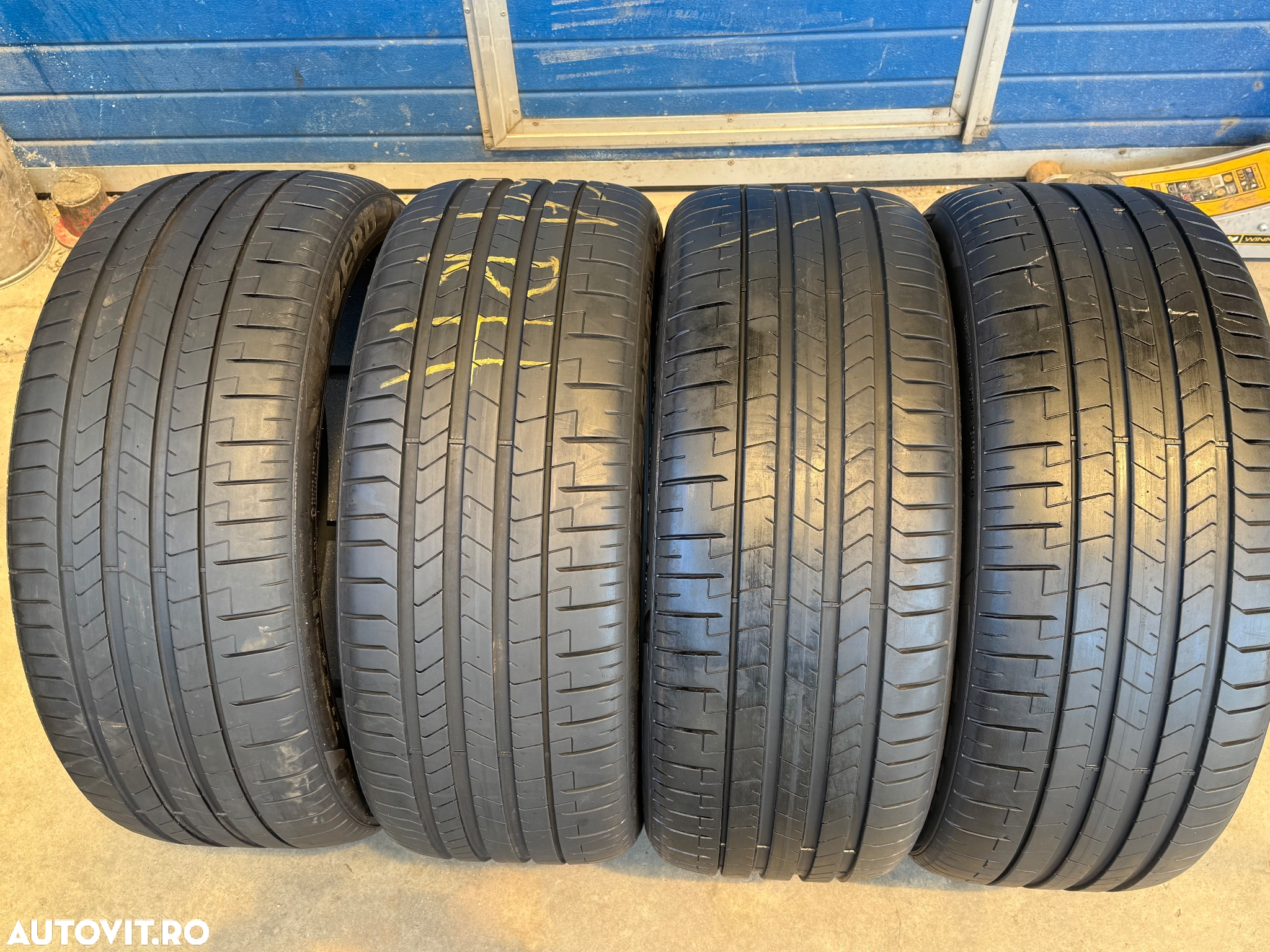 Vând 4 anvelope 275/40/22 Pirelli de vară ca noi - 2