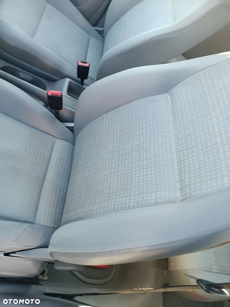 Volkswagen Caddy - 38