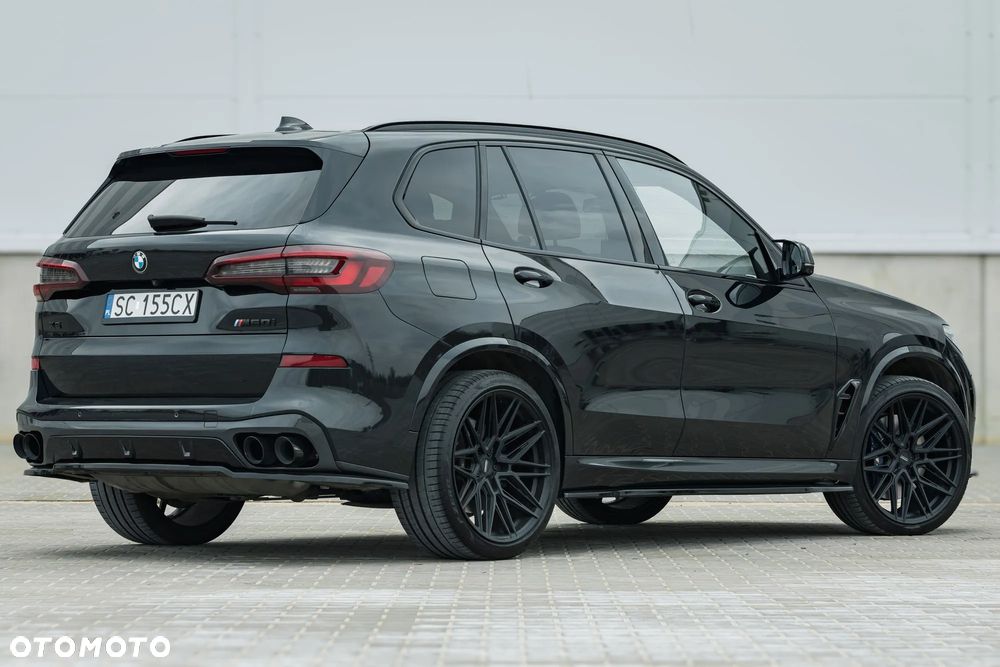 BMW X5 M M50i - 3