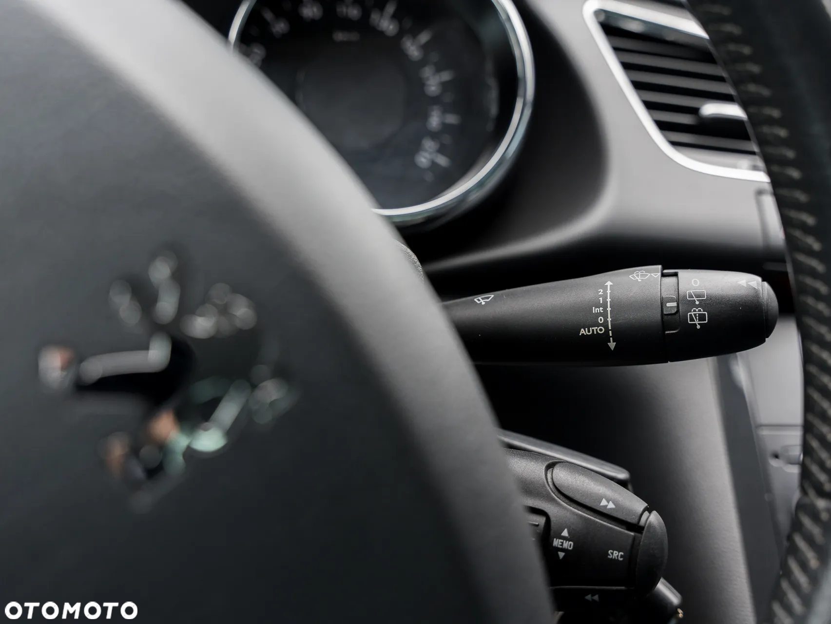 Peugeot 3008 HDi 150 Active - 33