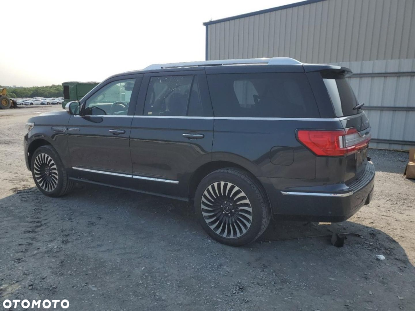 Lincoln Navigator - 3