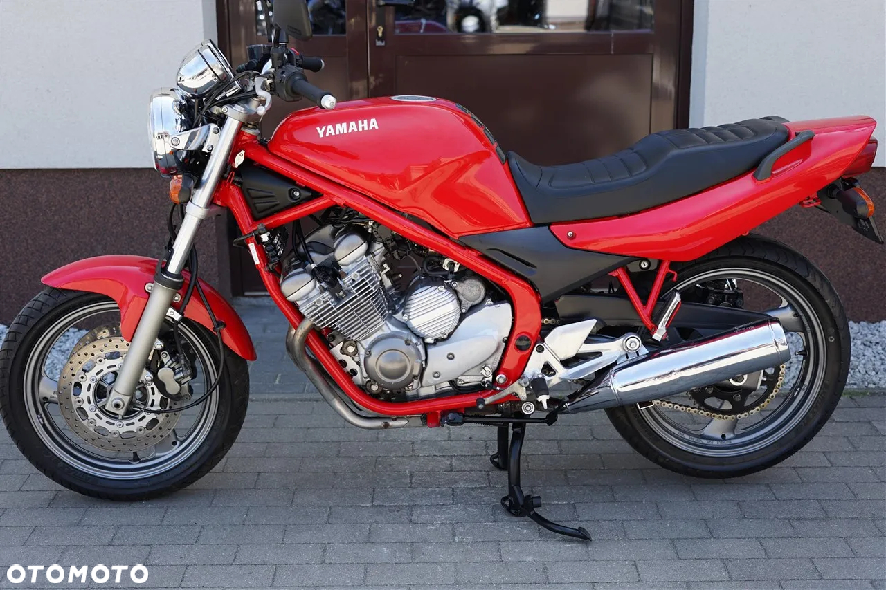 Yamaha XJ - 19
