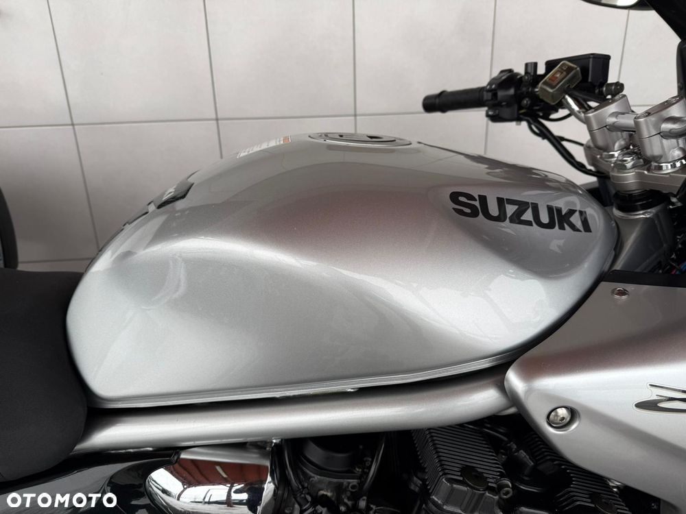 Suzuki Bandit - 20