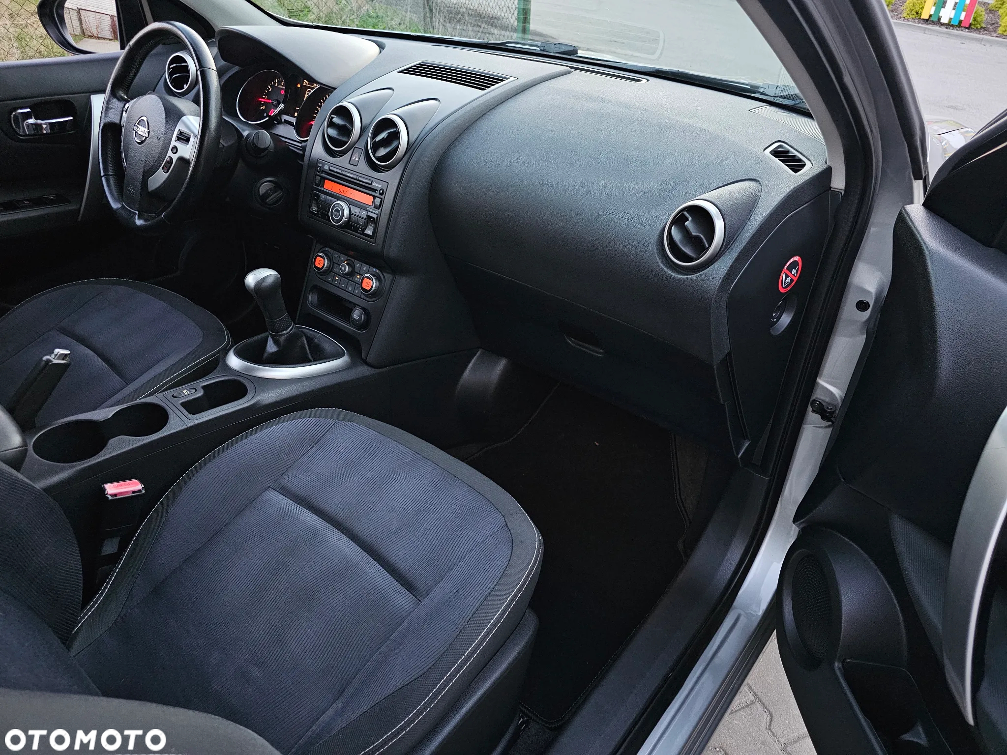 Nissan Qashqai 1.6 Visia - 10