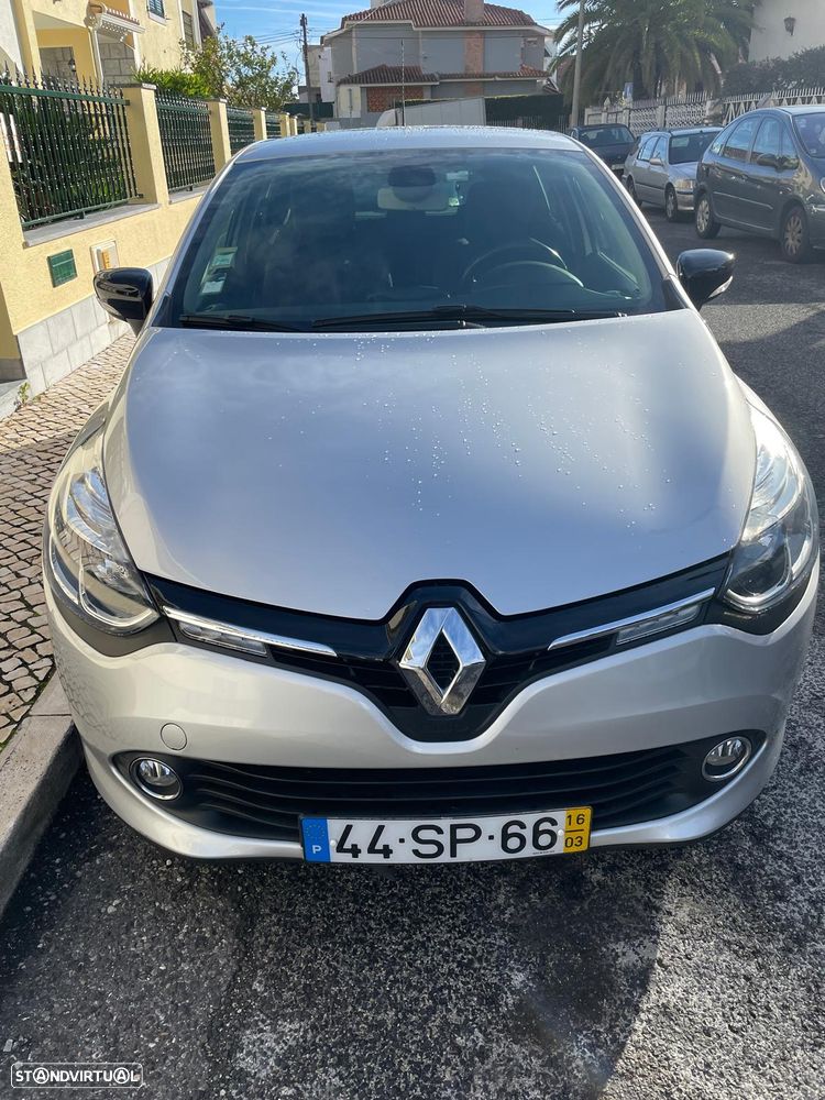 Renault Clio 1.2 16V 75 Collection - 1