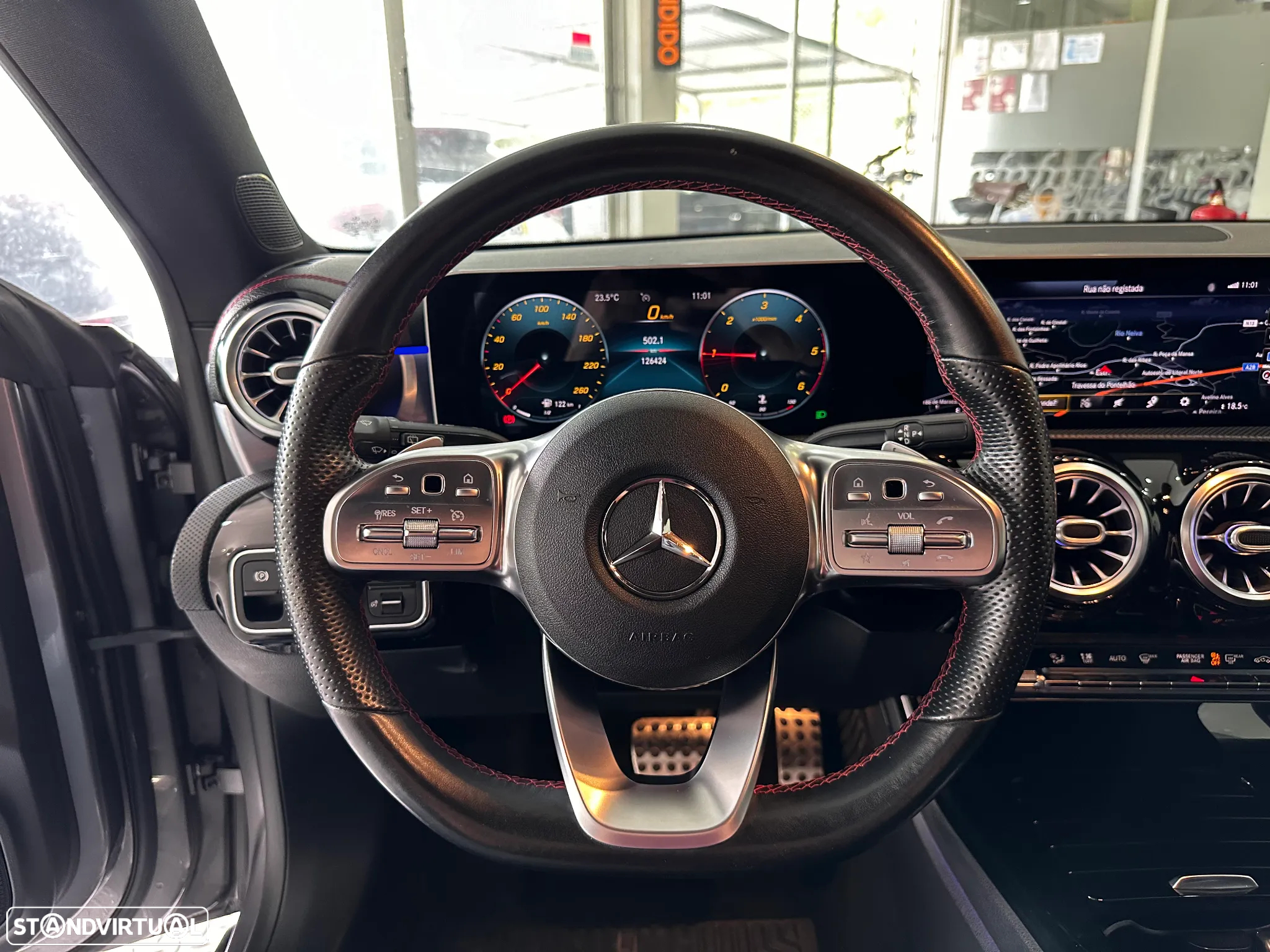 Mercedes-Benz CLA 180 d Shooting Brake AMG Line Aut. - 11