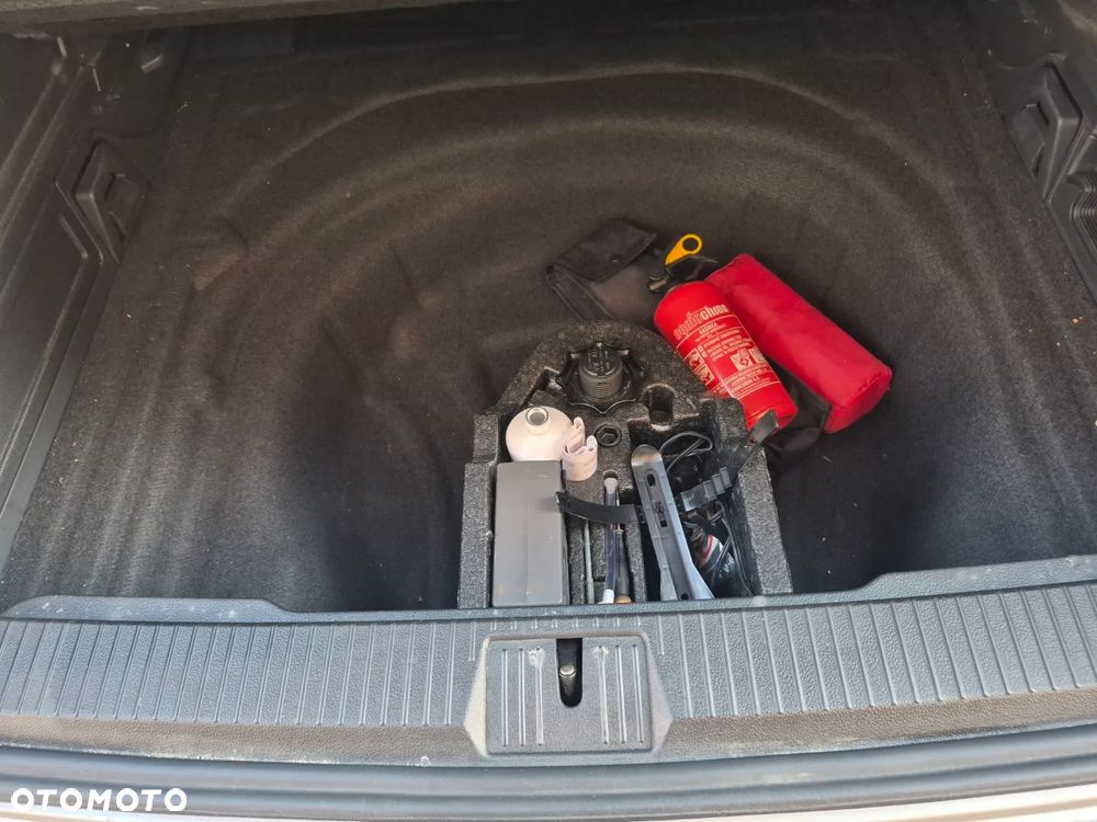 Volkswagen Passat 2.0 TDI SCR 4Mot DSG Highline - 34