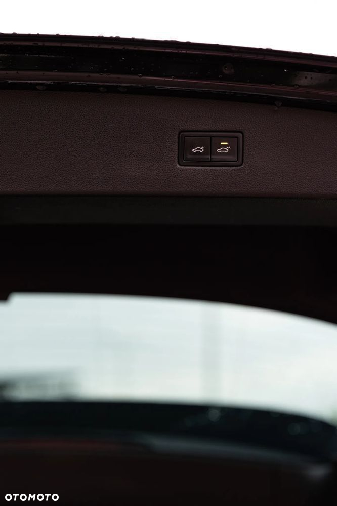 Volkswagen Tiguan - 18