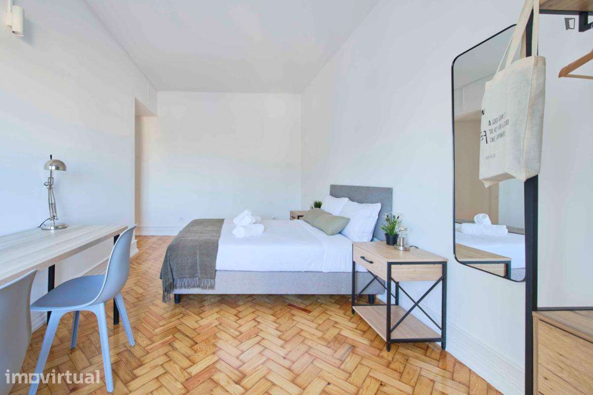 Quarto - localizado em Rato Lisbon - Grande imagem: 4/24