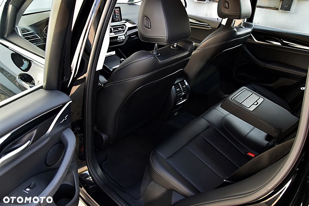 BMW X3 xDrive20i - 23
