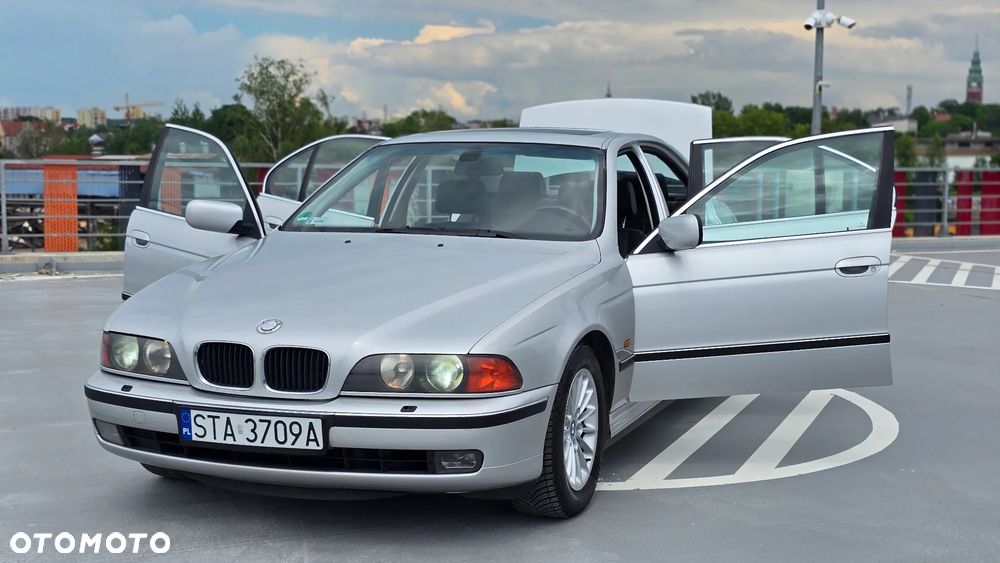 BMW Seria 5 - 1