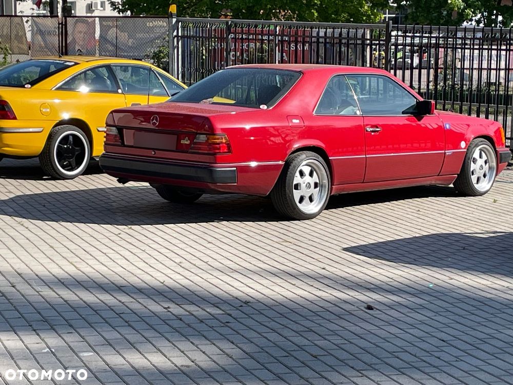 Mercedes-Benz W124 (1984-1993) - 2