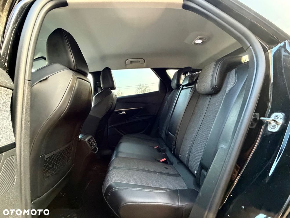 Peugeot 3008 - 19