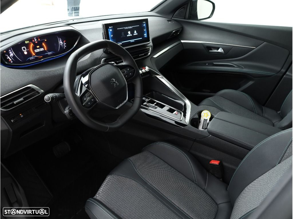 Peugeot 5008 1.5 BlueHDi Allure Pack EAT8 - 25