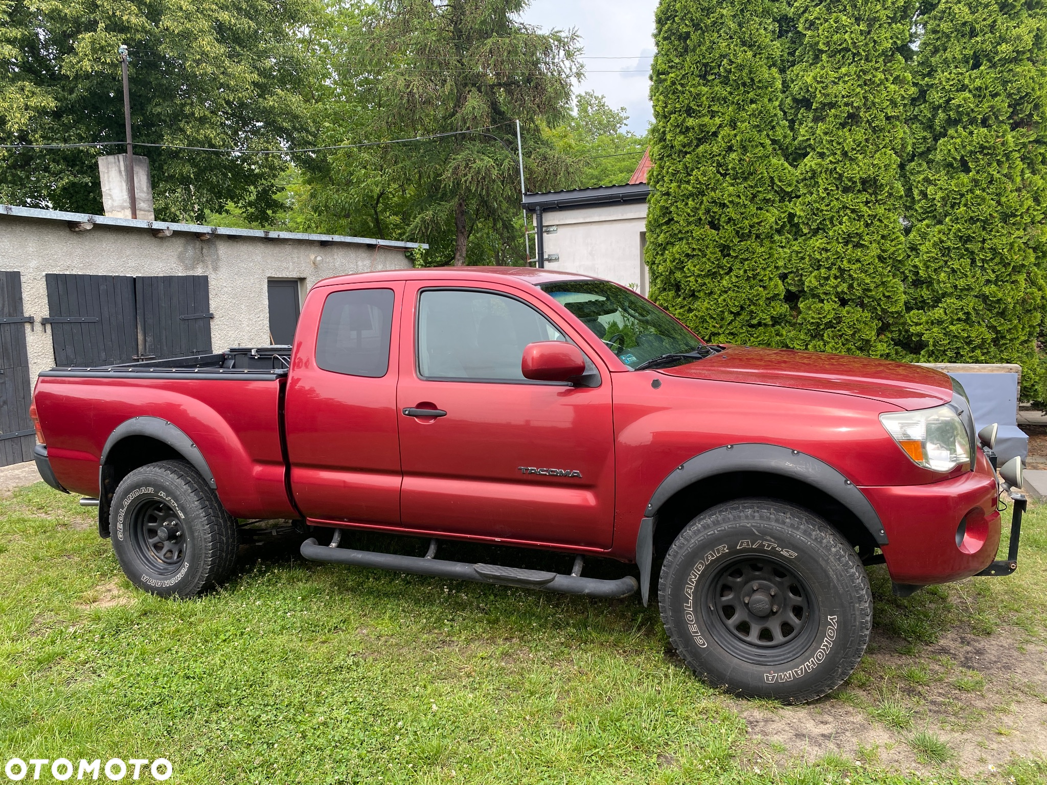 Toyota Tacoma - 2