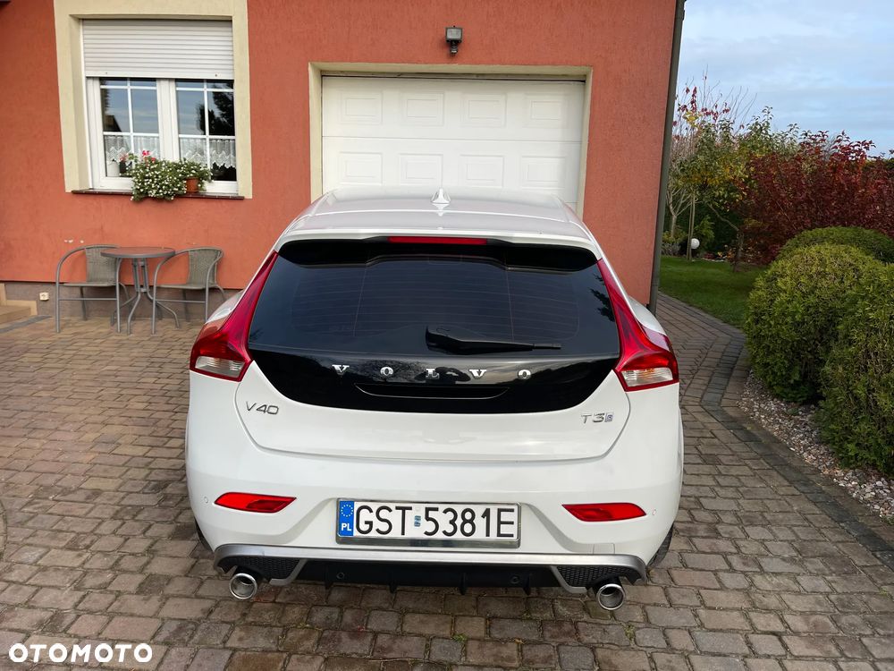 Volvo V40 T3 Drive-E R-Design Kinetic - 8