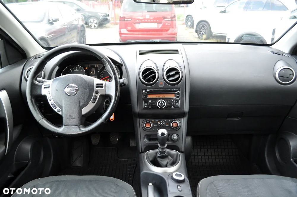 Nissan Qashqai - 23