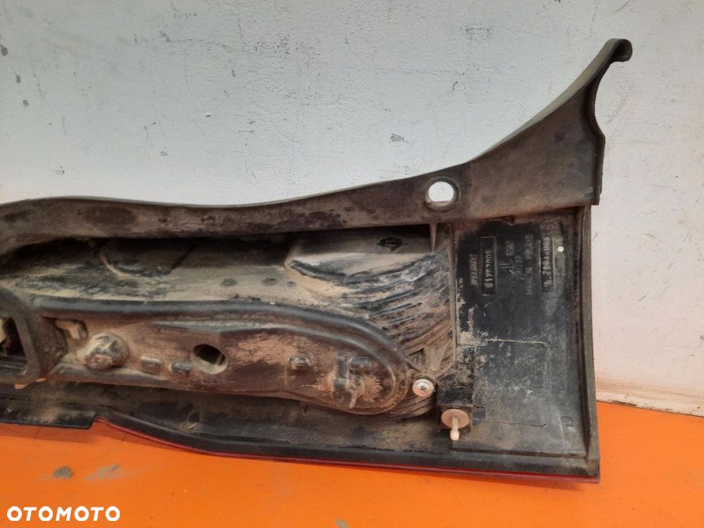 FIAT PANDA II 03-11 HB 5D LAMPA TYŁ PRAWY PRAWA TYLNA ZEWNĘTRZNA 280202 - 9