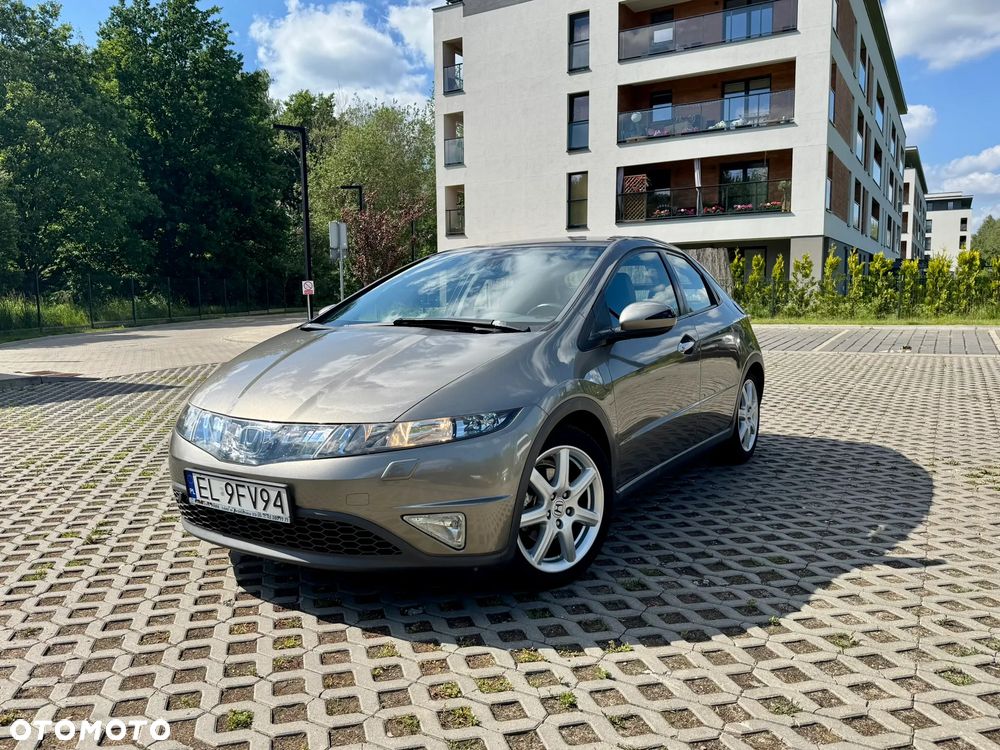 Honda Civic 1.8i-VTEC Sport - 1