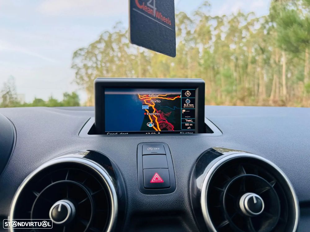 Audi A1 1.6 TDI S-line - 30