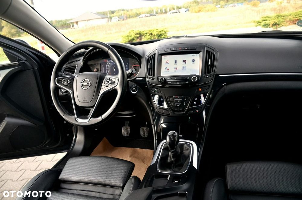 Opel Insignia - 19