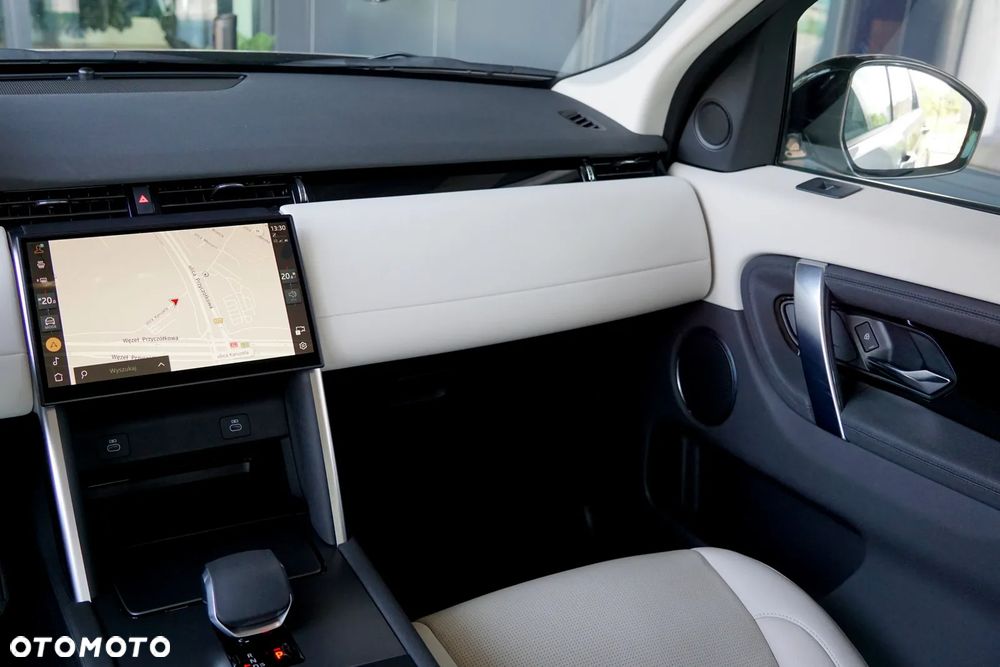 Land Rover Discovery Sport 2.0 D200 mHEV S - 30