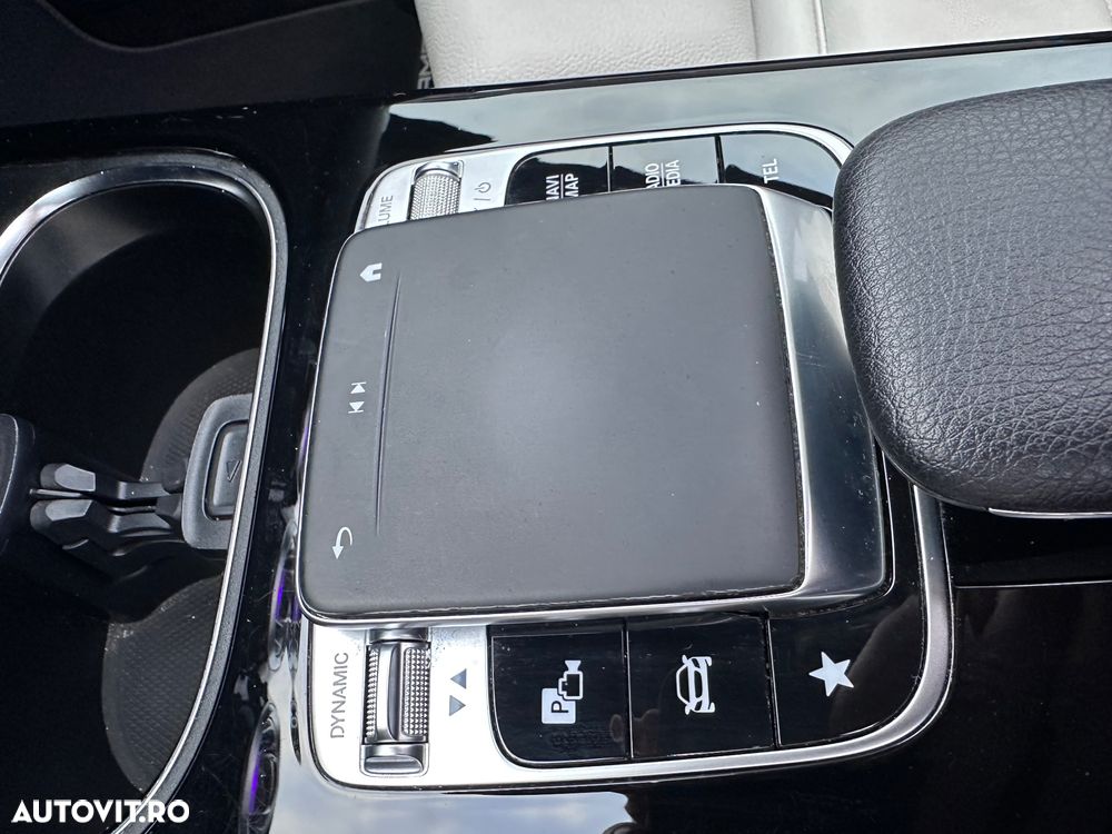 Mercedes-Benz A 200 7G-DCT AMG Line Advanced Plus - 15