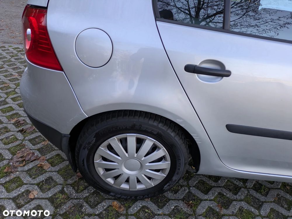 Volkswagen Golf V 1.4 FSI Trendline - 15