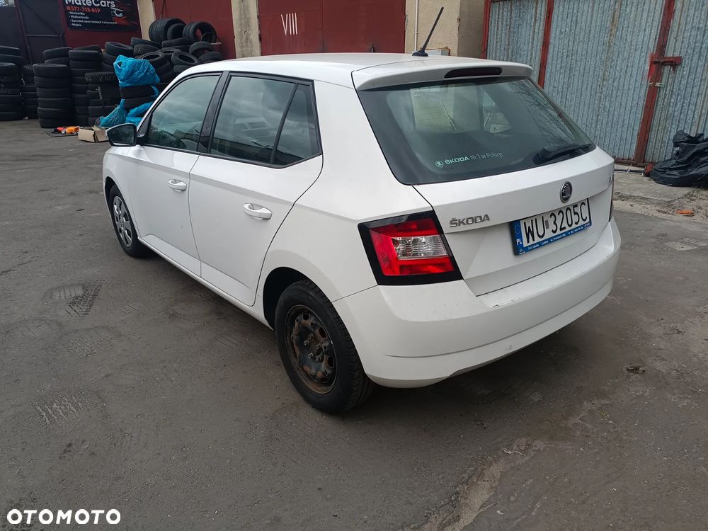 Skoda Fabia 1.0 Active - 4