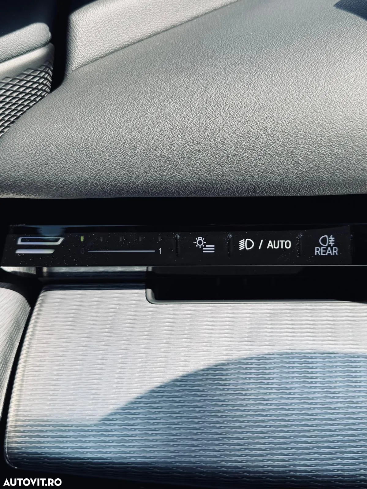BMW Seria 5 520d xDrive AT MHEV - 35