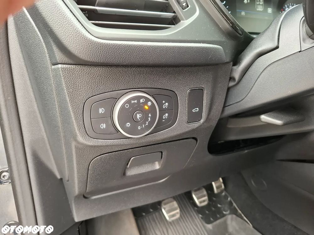 Ford Focus SW 2.0 EcoBlue ST-Line - 13