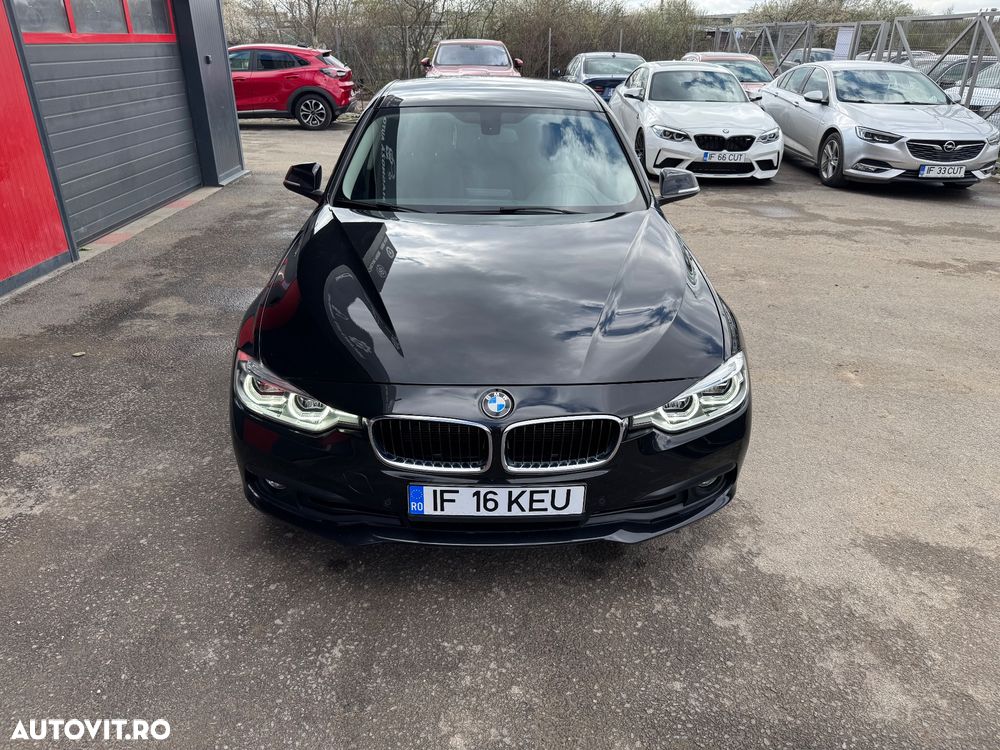 BMW Seria 3 318i Sport Line - 8