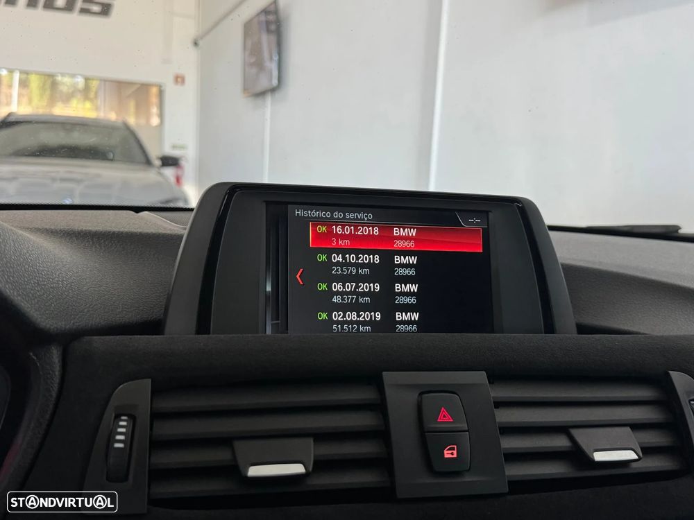 BMW 330 i Pack M Auto - 28