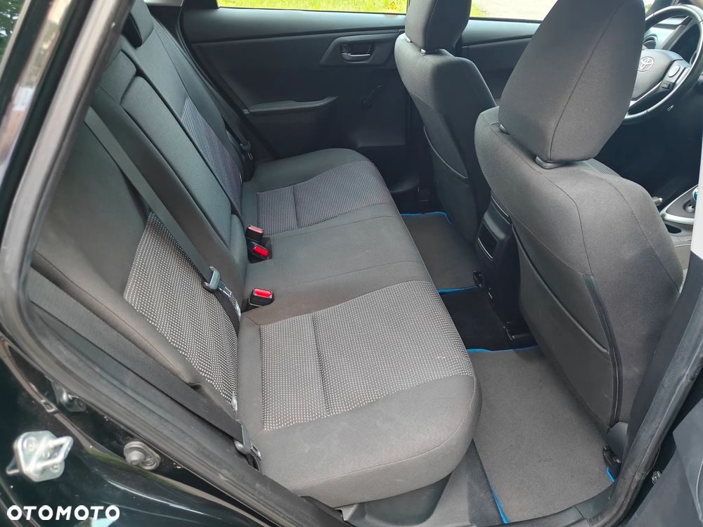 Toyota Auris - 26