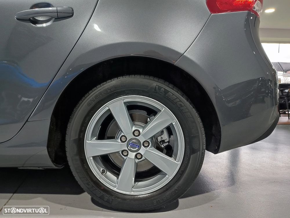 Volvo V40 1.6 D2 Kinetic Eco - 32