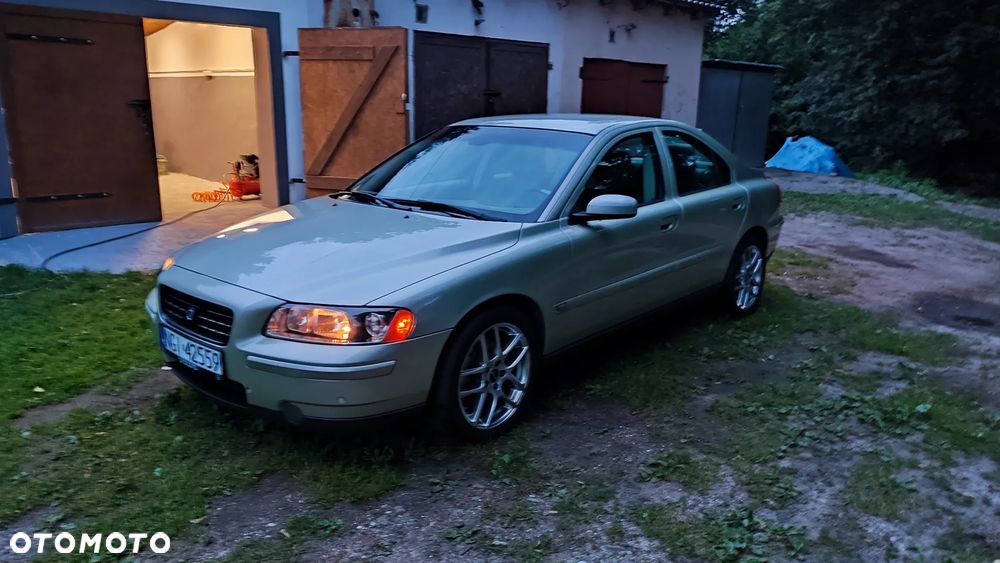 Volvo S60 2.4D Kinetic - 1