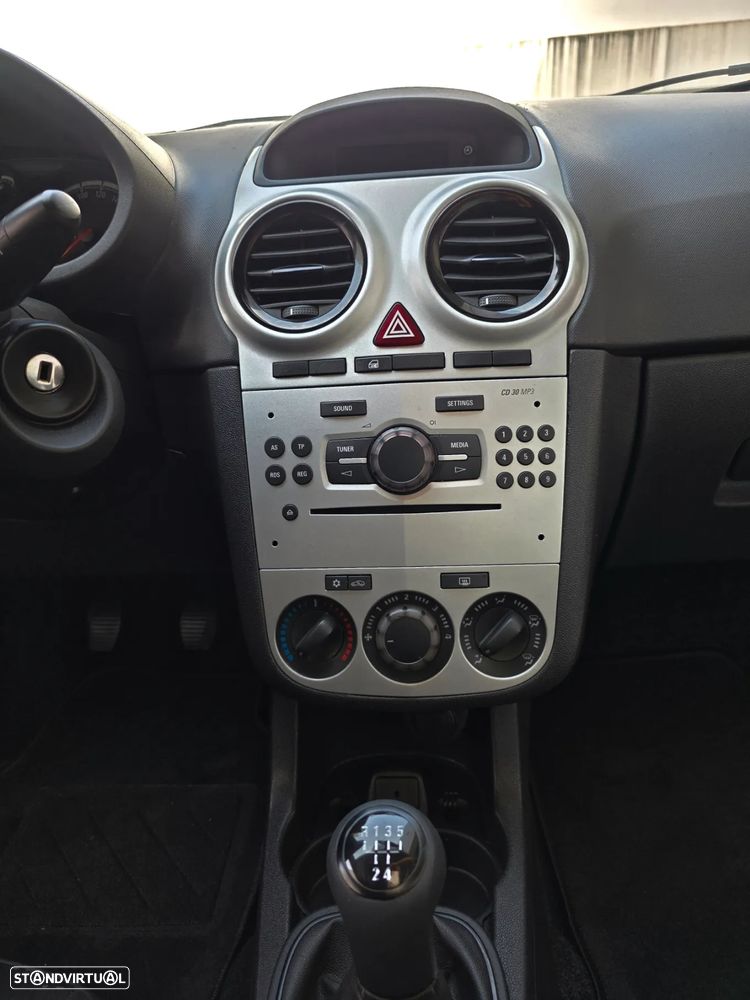 Opel Corsa Van - 43