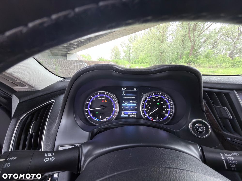 Infiniti Q50 - 12