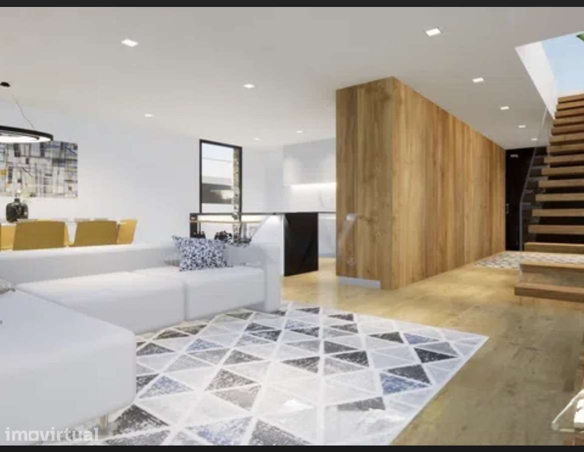Moradia independente T4. Em construção-Arq Moderna. Terreno 1.537 m² - Grande imagem: 2/10
