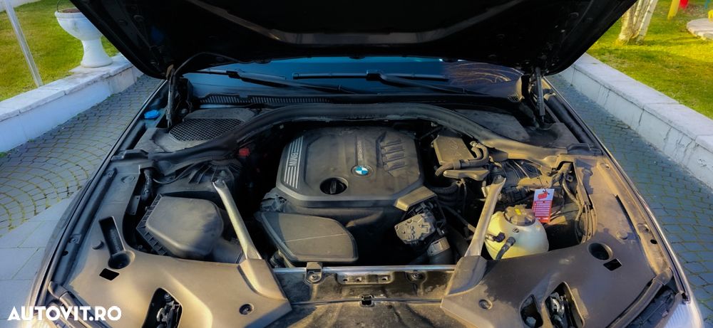 BMW Seria 5 520d xDrive AT - 18